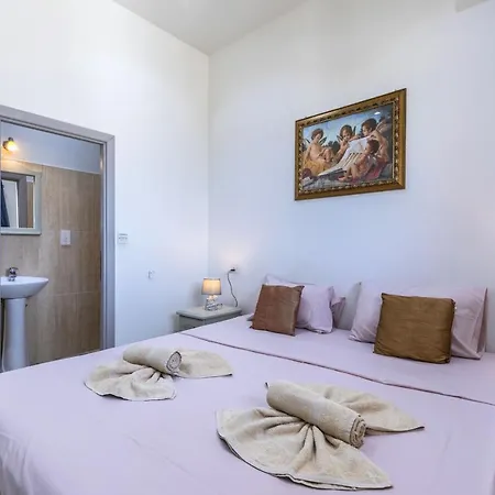 Semesterbostad Ta Rozarja Maisonette With Private Pool *